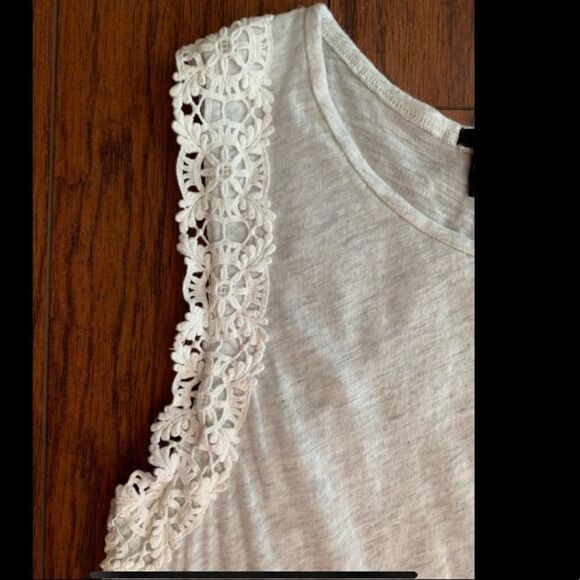 J.Crew lace trim tank top. Size XXS - Picture 3 of 5